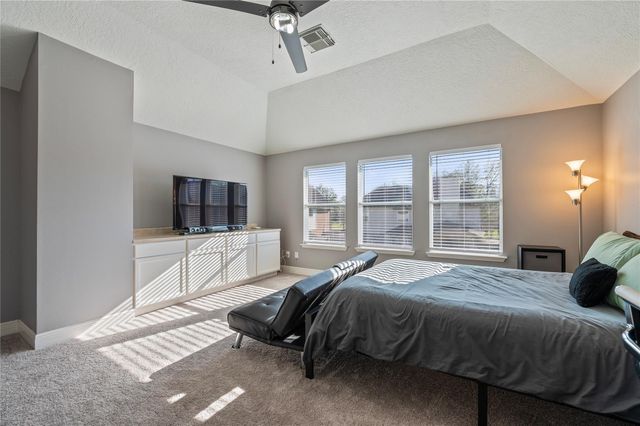 1104 Lake Shore Drive, Pearland, TX 77581