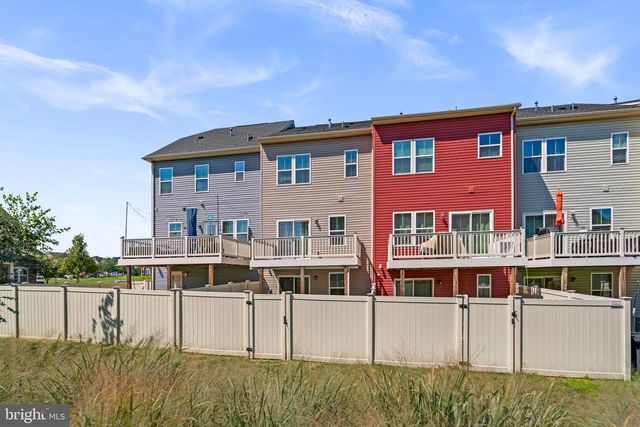 8311 ENCORE DR, Glen Burnie, MD 21060