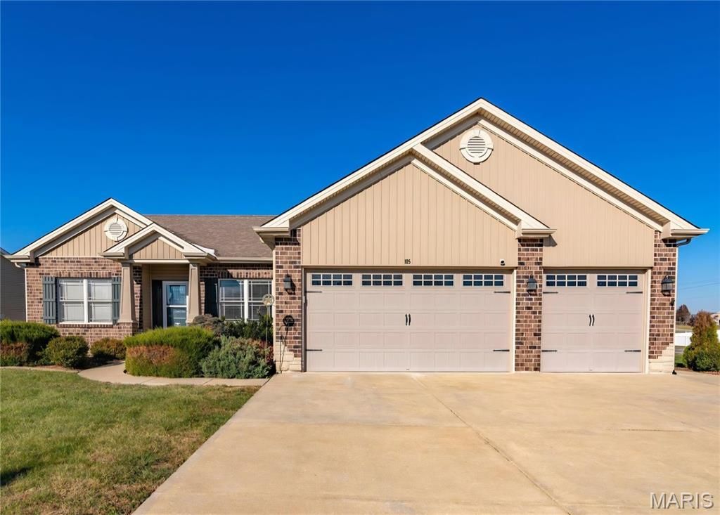 105 Rockport Drive, Troy, MO 63379