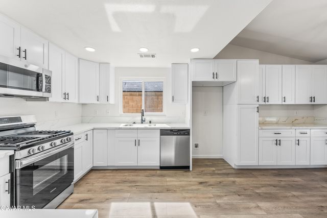 37901 Rosemarie Street, Palmdale, CA 93550