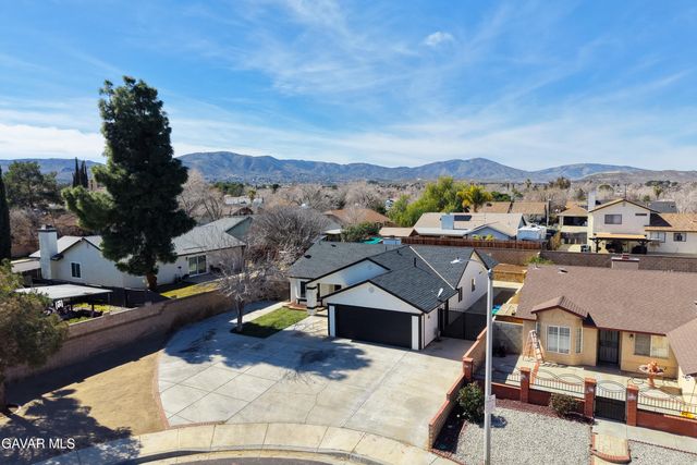 37901 Rosemarie Street, Palmdale, CA 93550