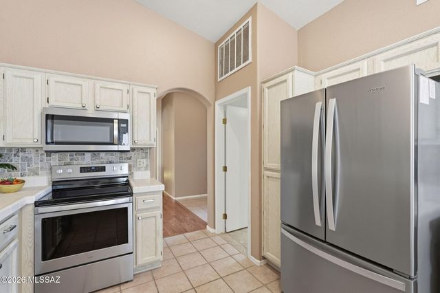 38100 S Mountain Site Drive, Tucson, AZ 85739
