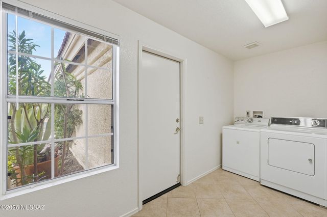 38100 S Mountain Site Drive, Tucson, AZ 85739