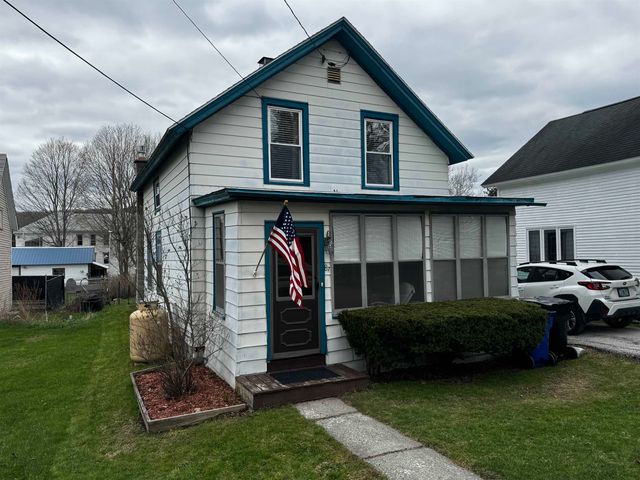 87 High Street, West Rutland, VT 05777