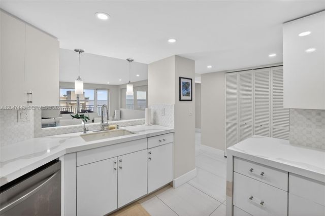 3000 E Sunrise Blvd 14C, Fort Lauderdale, FL 33304