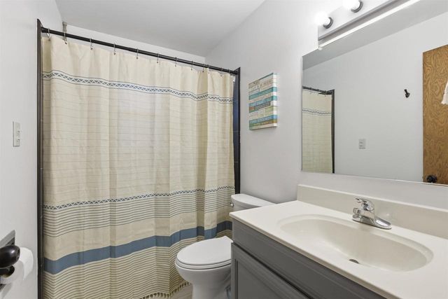 1015 W BELL AVENUE, Appleton, WI 54914