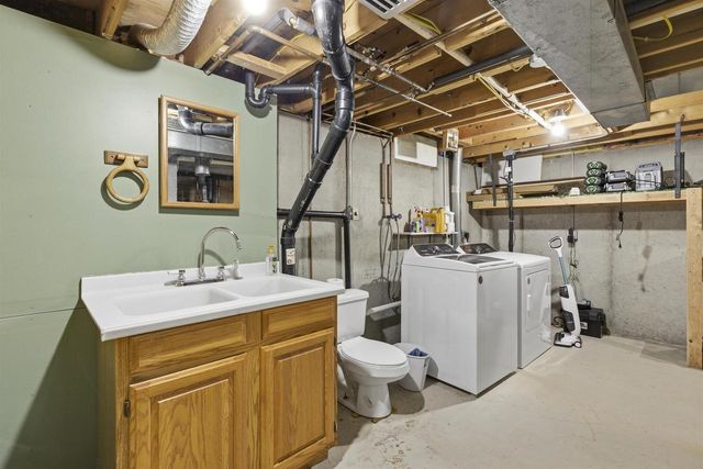 1015 W BELL AVENUE, Appleton, WI 54914