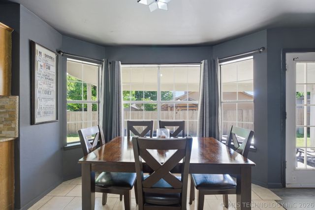 1609 S Yellowood Avenue, Broken Arrow, OK 74012