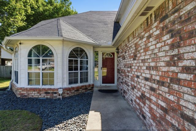 1609 S Yellowood Avenue, Broken Arrow, OK 74012