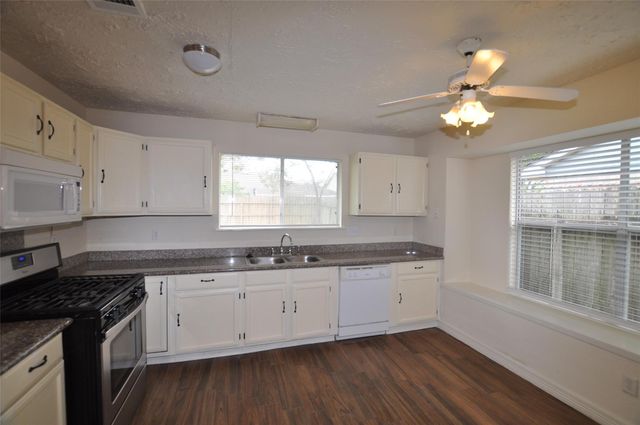 2706 Sunbird Drive, Houston, TX 77084