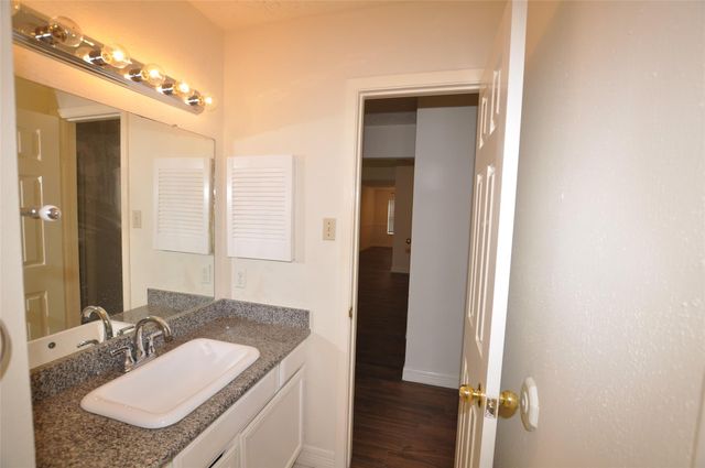 2706 Sunbird Drive, Houston, TX 77084