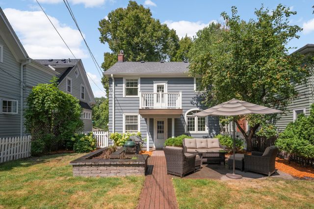 2194 Stanford Avenue, Saint Paul, MN 55105