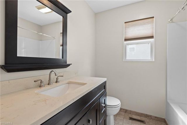 510 Brown Stone Court, Kernersville, NC 27284