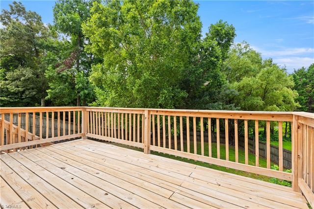 510 Brown Stone Court, Kernersville, NC 27284