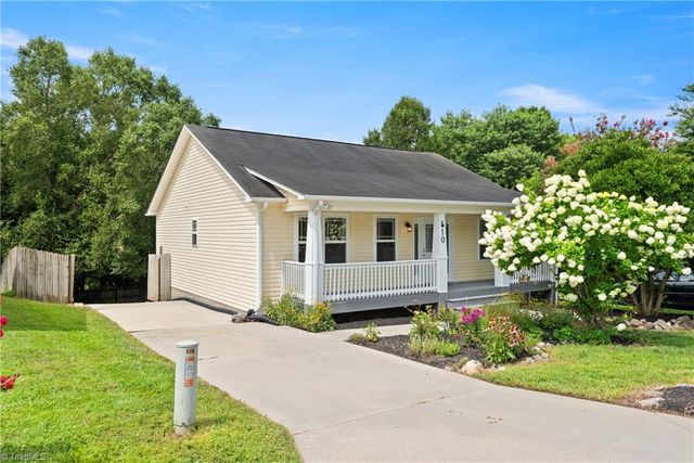 510 Brown Stone Court, Kernersville, NC 27284