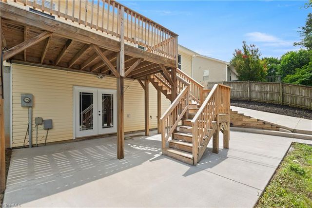 510 Brown Stone Court, Kernersville, NC 27284
