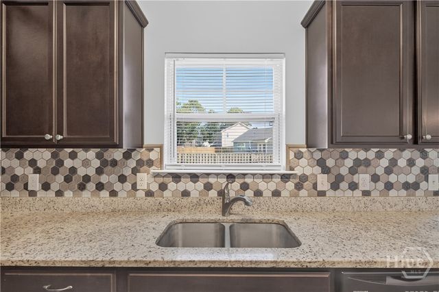64 Dunnoman Drive, Savannah, GA 31419
