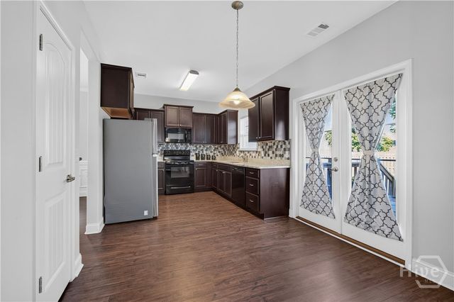 64 Dunnoman Drive, Savannah, GA 31419