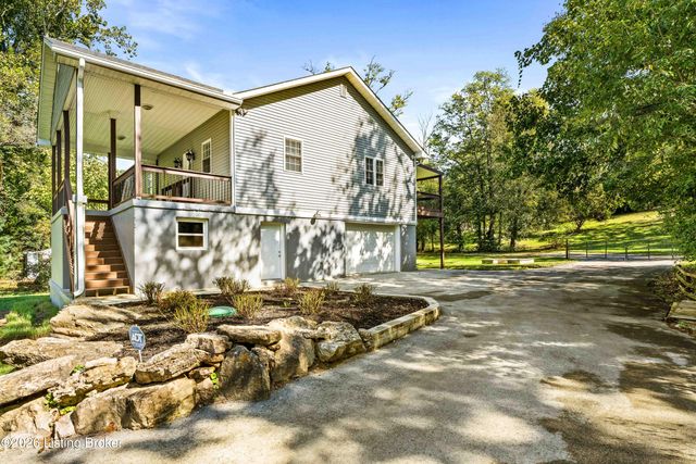 1820 Huckleberry Ln, Prospect, KY 40059