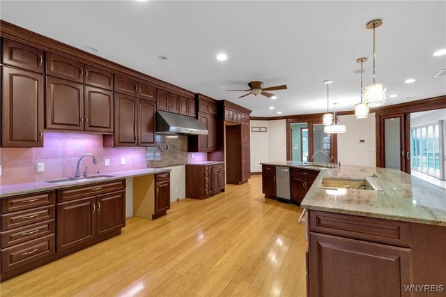 581 North Blossom Road, Elma, NY 14059