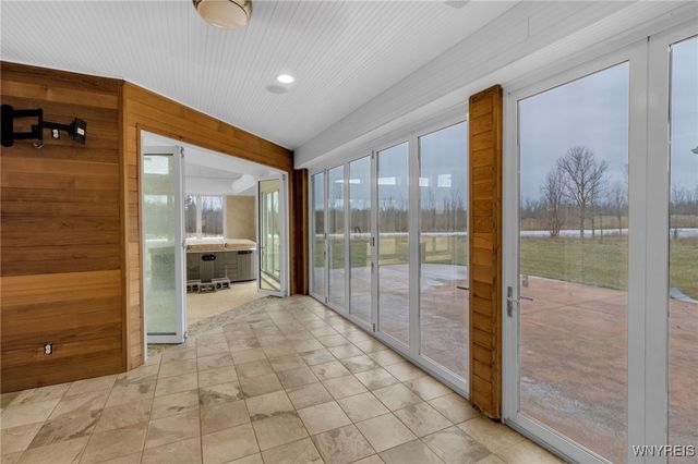 581 North Blossom Road, Elma, NY 14059