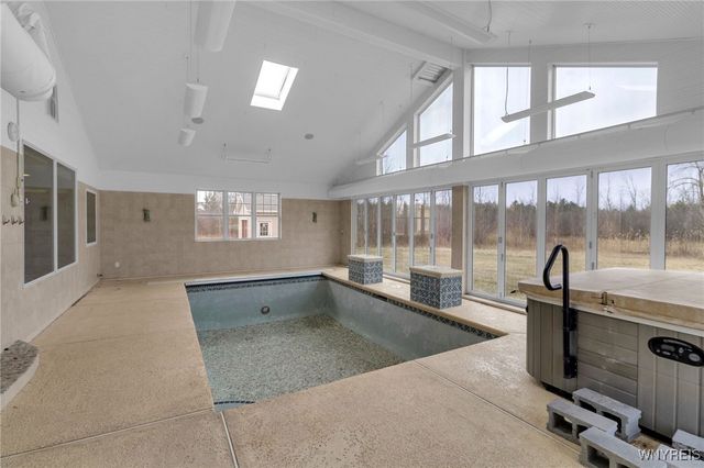 581 North Blossom Road, Elma, NY 14059