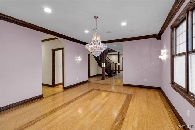 581 North Blossom Road, Elma, NY 14059