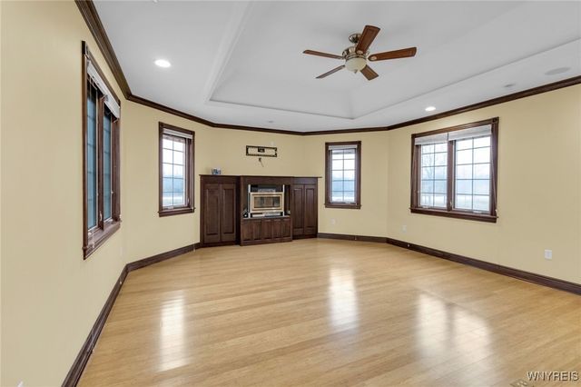 581 North Blossom Road, Elma, NY 14059