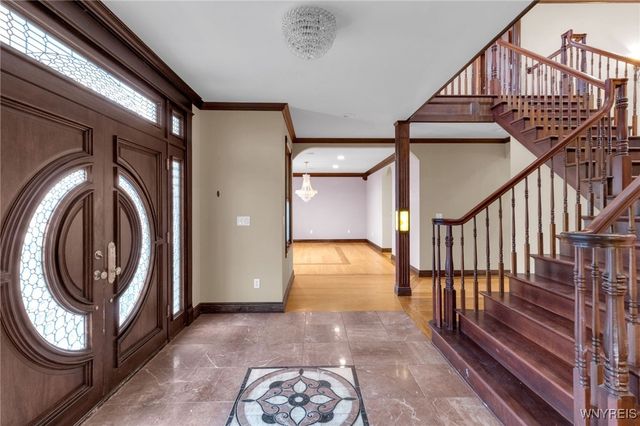 581 North Blossom Road, Elma, NY 14059