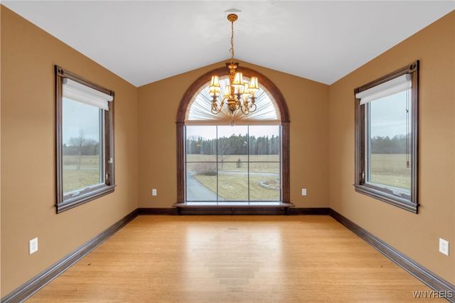 581 North Blossom Road, Elma, NY 14059