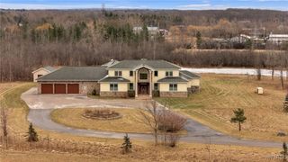 581 North Blossom Road, Elma, NY 14059