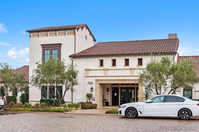 7958 Lusardi Creek Lane, San Diego, CA 92127