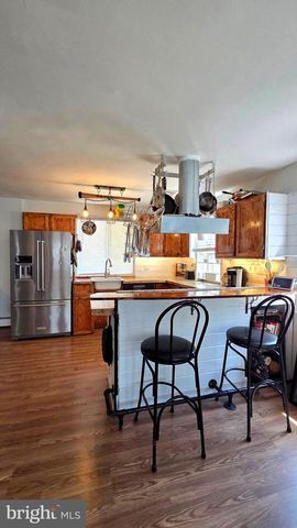 2105 HIGHLAND AVE, Morton, PA 19070