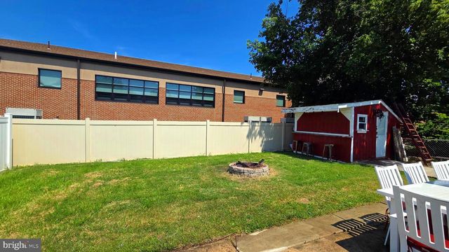 2105 HIGHLAND AVE, Morton, PA 19070