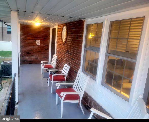 2105 HIGHLAND AVE, Morton, PA 19070