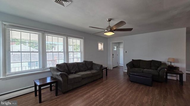 2105 HIGHLAND AVE, Morton, PA 19070
