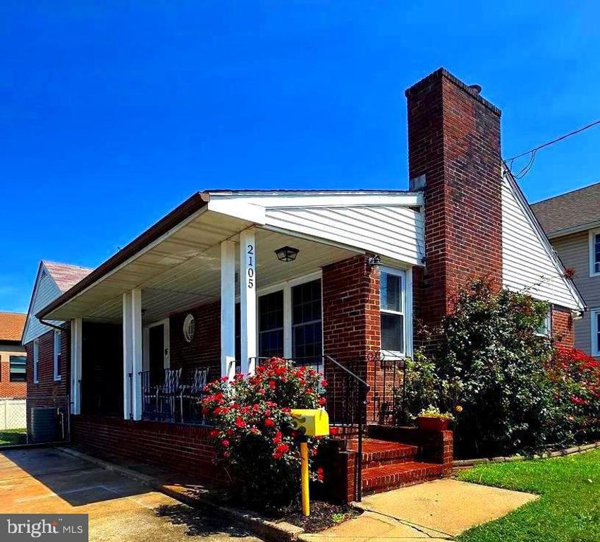 2105 HIGHLAND AVE, Morton, PA 19070