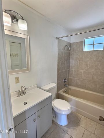 1076 Cherokee Street, Biloxi, MS 39530