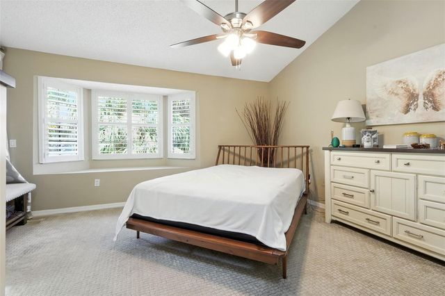 10482 SAINT TROPEZ PLACE 202, Tampa, FL 33615