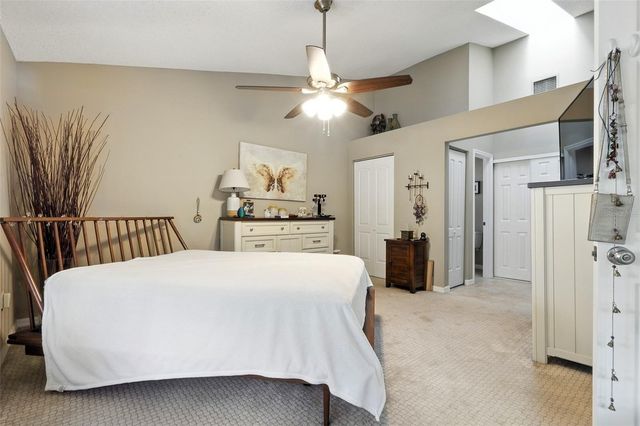 10482 SAINT TROPEZ PLACE 202, Tampa, FL 33615