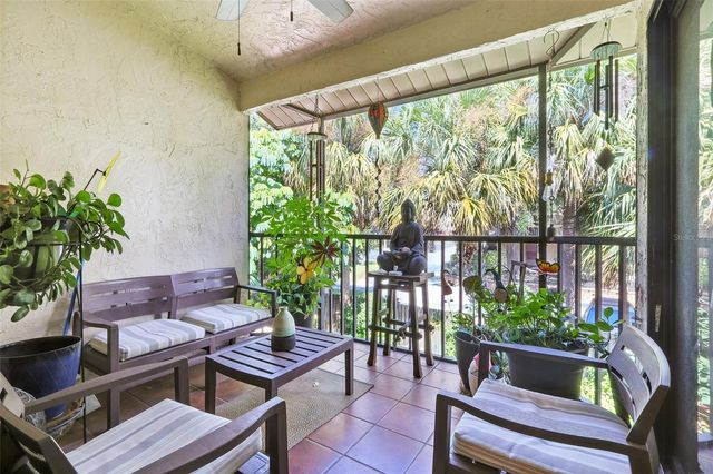 10482 SAINT TROPEZ PLACE 202, Tampa, FL 33615