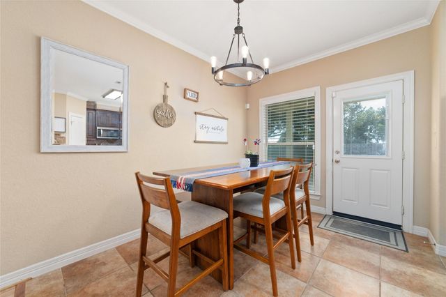 310 Regal Court, Bellville, TX 77418