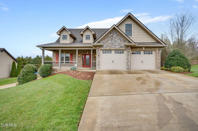 1276 Savin Falls, Johnson City, TN 37615