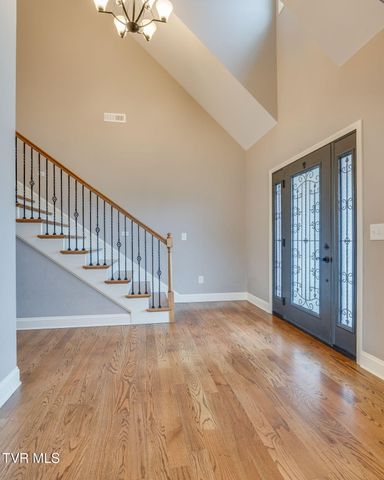 1276 Savin Falls, Johnson City, TN 37615