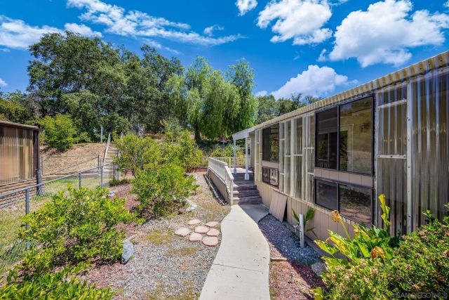 18218 Paradise Mountain Rd SPC 201, Valley Center, CA 92082