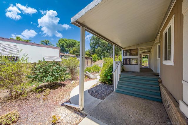 18218 Paradise Mountain Rd SPC 201, Valley Center, CA 92082