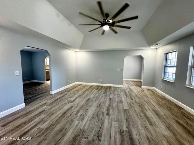 913 Columbine Lea, Sevierville, TN 37862