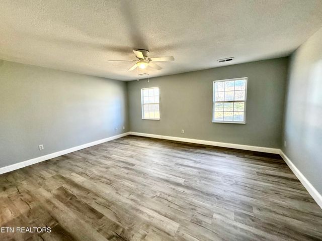 913 Columbine Lea, Sevierville, TN 37862