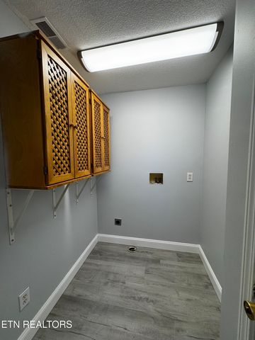 913 Columbine Lea, Sevierville, TN 37862