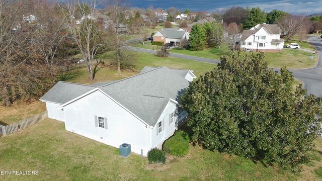 913 Columbine Lea, Sevierville, TN 37862